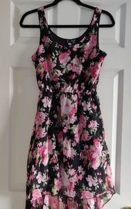 (4) Floral Chiffon Dresses & Blouse Bundle